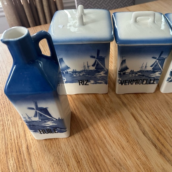 Vintage Canister Set Czechoslovakia - Picture 4 of 5